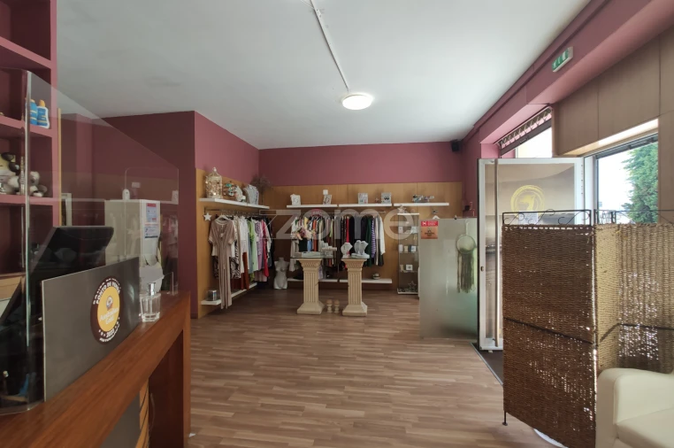 Negócio para Venda em Cidade da Maia Foto 2