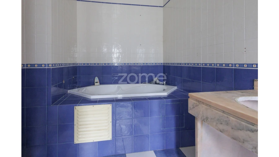 Moradia T5 para Venda em Carvoeira Foto 20