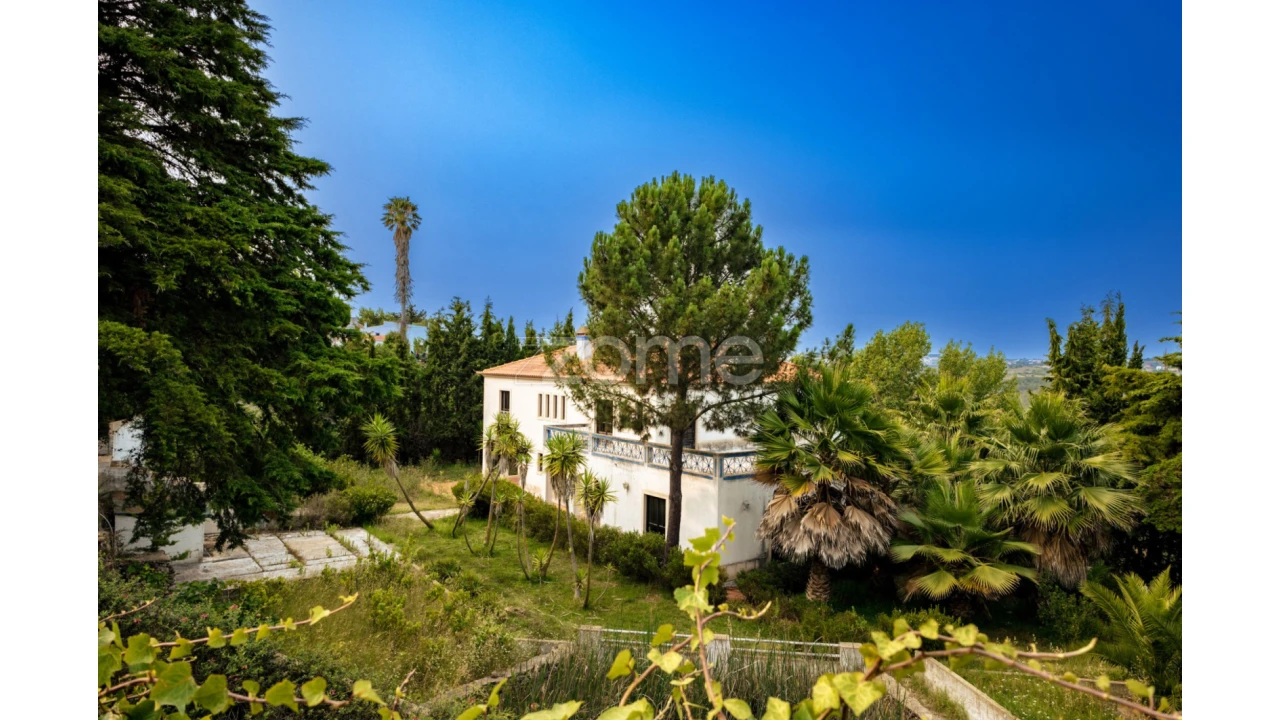 Moradia T5 para Venda em Carvoeira Foto 4