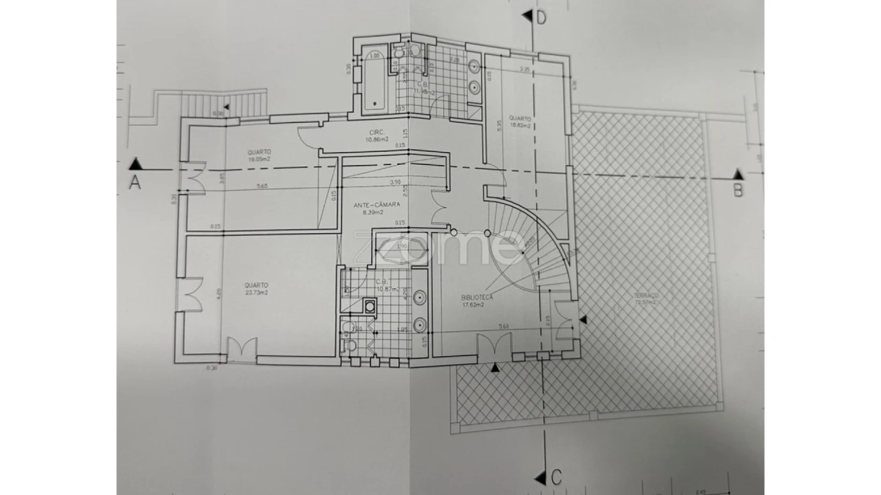Moradia T5 para Venda em Carvoeira Foto 41
