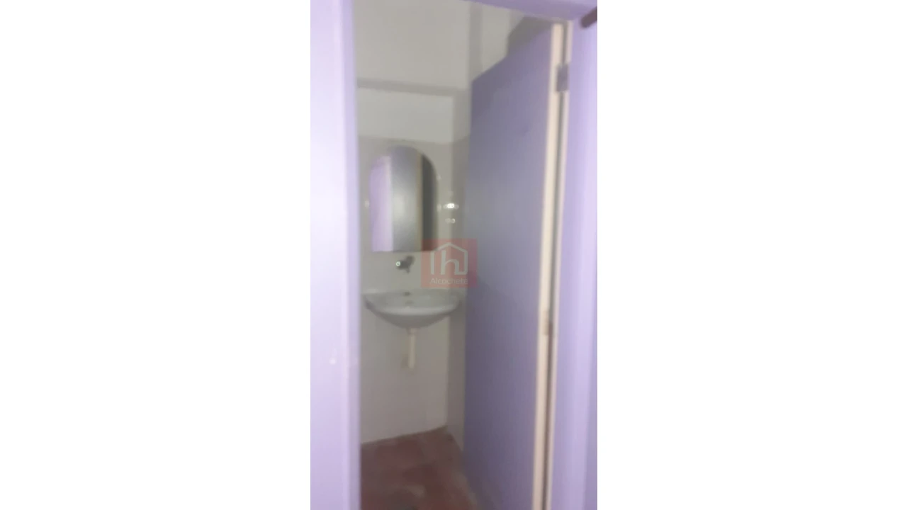 Loja para Arrendamento em Alcochete Foto 4