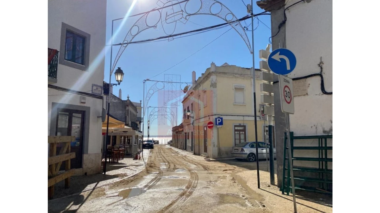 Loja para Arrendamento em Alcochete Foto 7