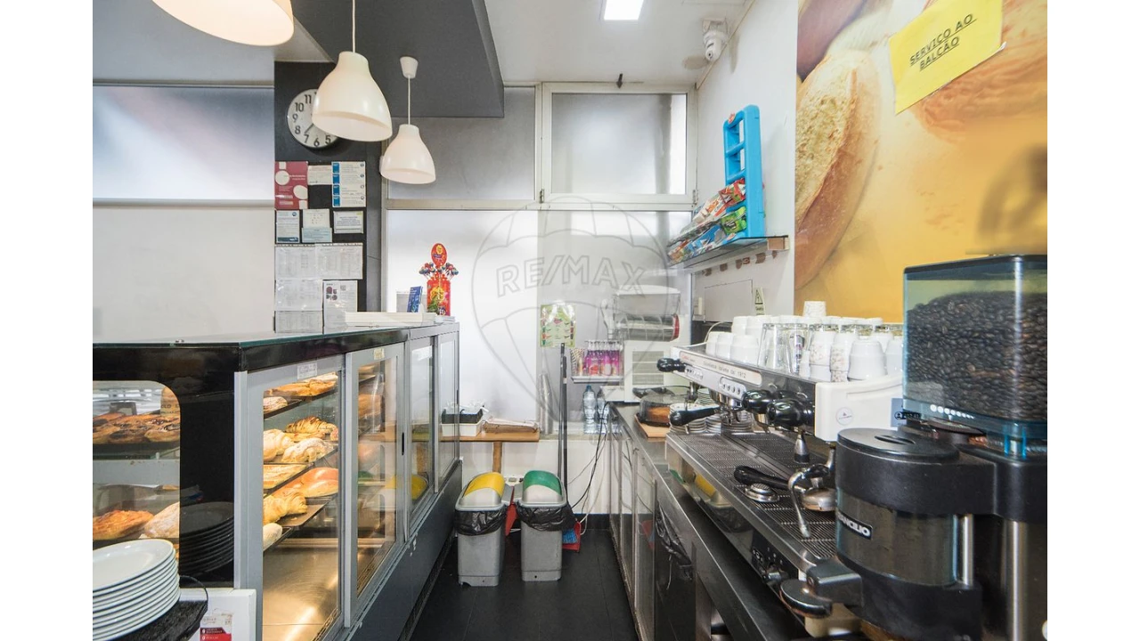 Negócio para Venda em Santa Maria, São Pedro e Matacães Foto 16