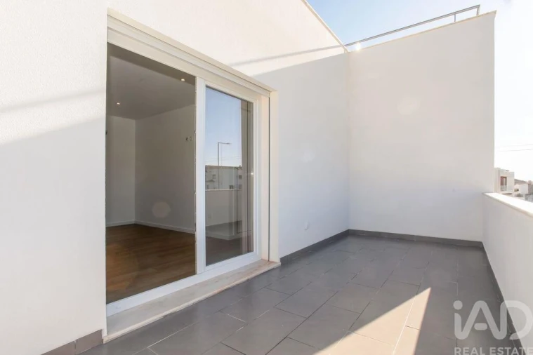 Moradia T3 para Venda em Tornada e Salir do Porto Foto 15