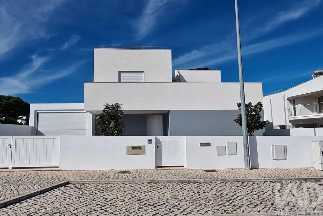 Moradia T3 para Venda em Tornada e Salir do Porto Foto 3