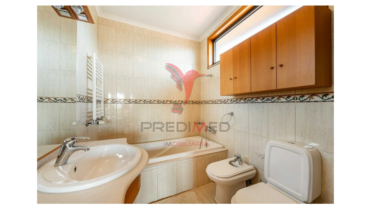 Moradia T3 para Venda em Bouro (Santa Maria) Foto 17