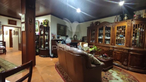 Moradia T3 para Venda em Trigaches e São Brissos
