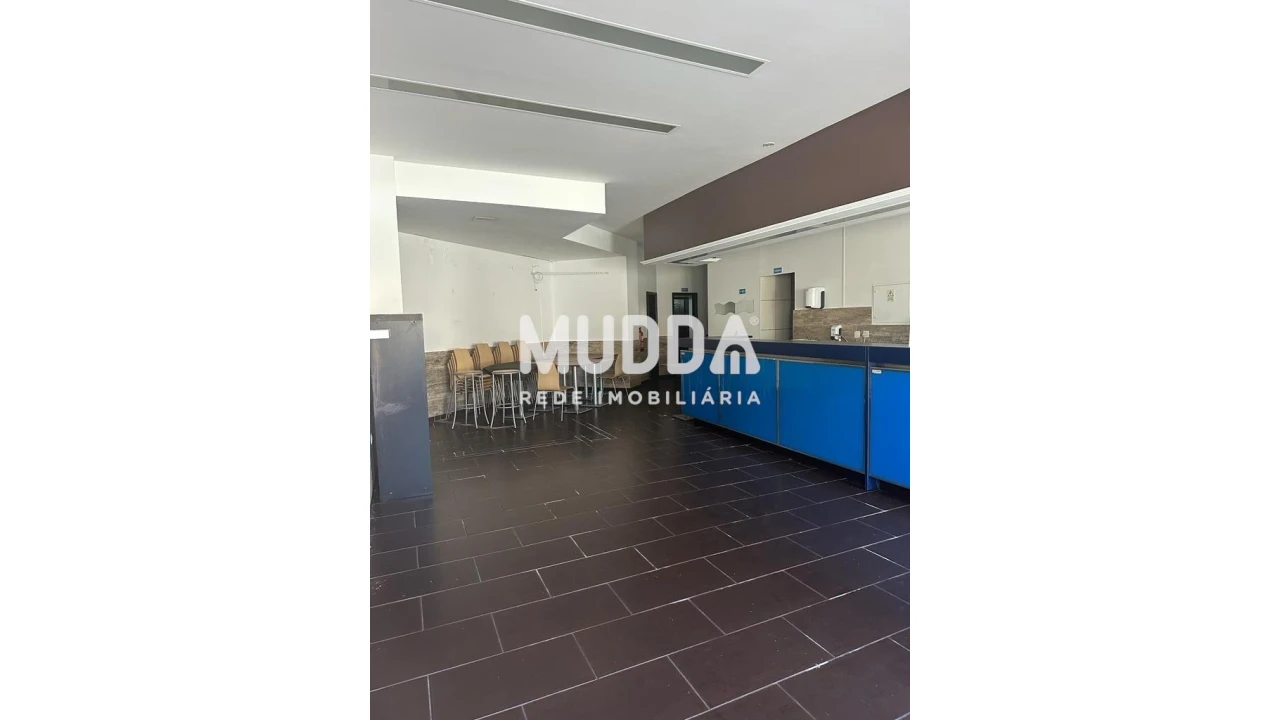 Loja para Venda em Santa Maria da Feira, Travanca, Sanfins e Espargo Foto 2