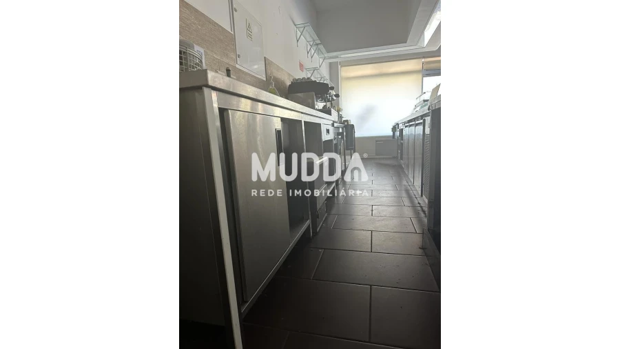 Loja para Venda em Santa Maria da Feira, Travanca, Sanfins e Espargo Foto 8