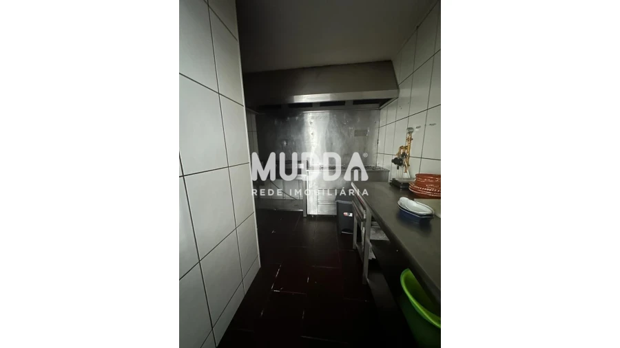 Loja para Venda em Santa Maria da Feira, Travanca, Sanfins e Espargo Foto 6