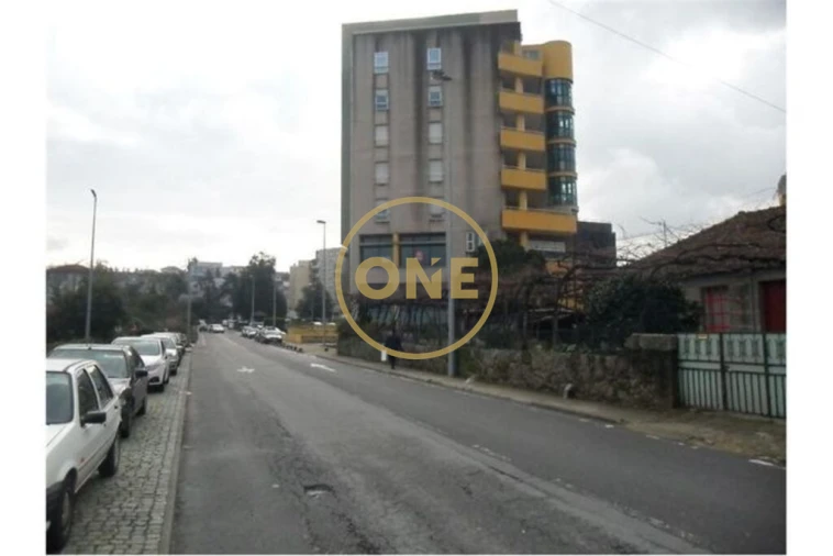 Loja para Venda em Antas e Abade de Vermoim Foto 3