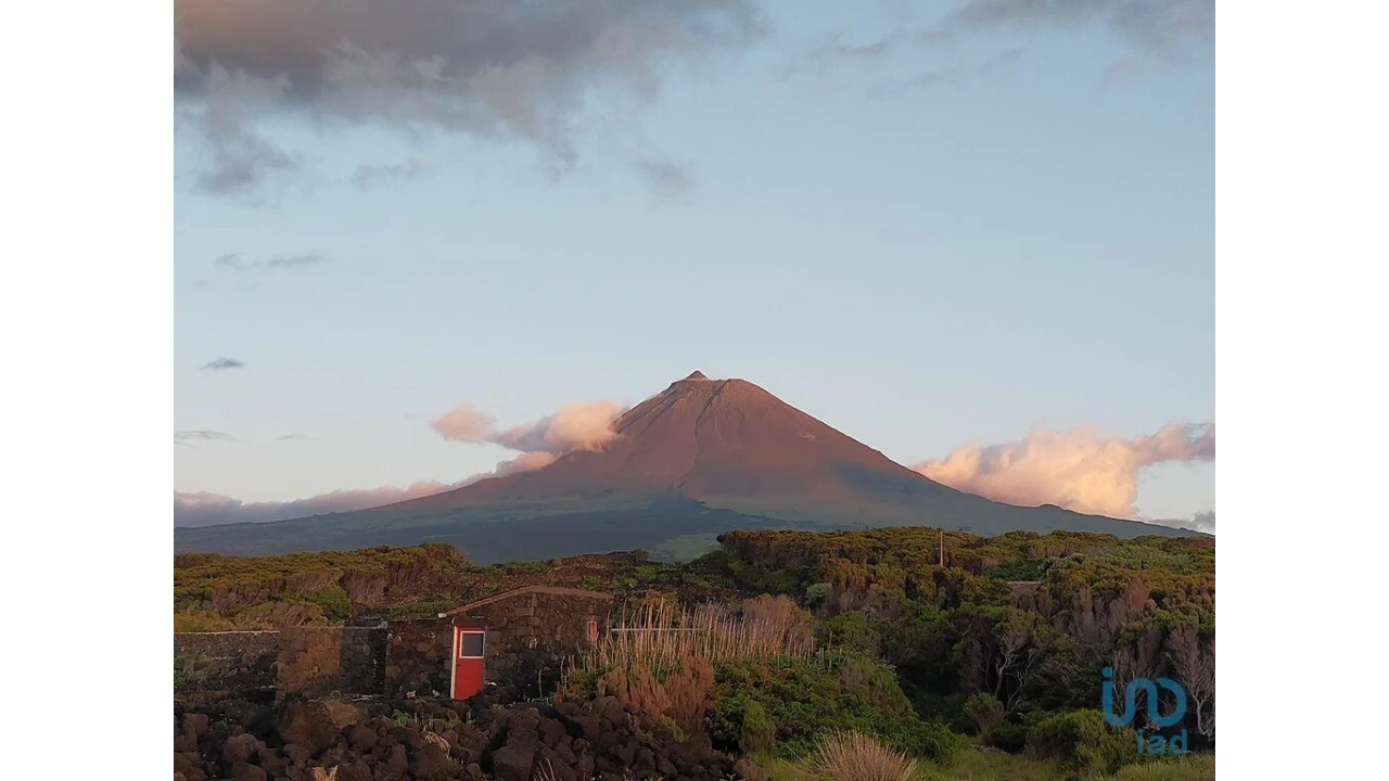 Moradia T2 para Venda em Bandeiras Foto 2