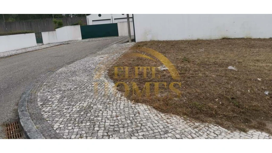Terreno para Venda em Tavarede Foto 5
