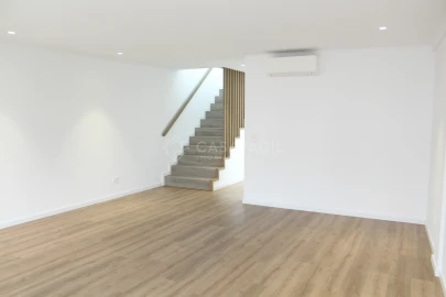 Apartamento T3 para Venda em Alcochete