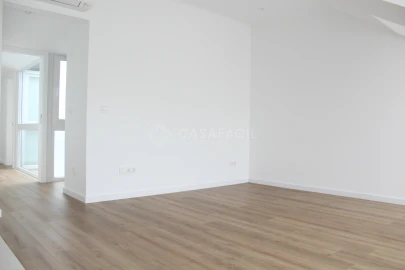 Apartamento T3 para Venda em Alcochete