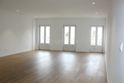 Apartamento T3 para Venda em Alcochete