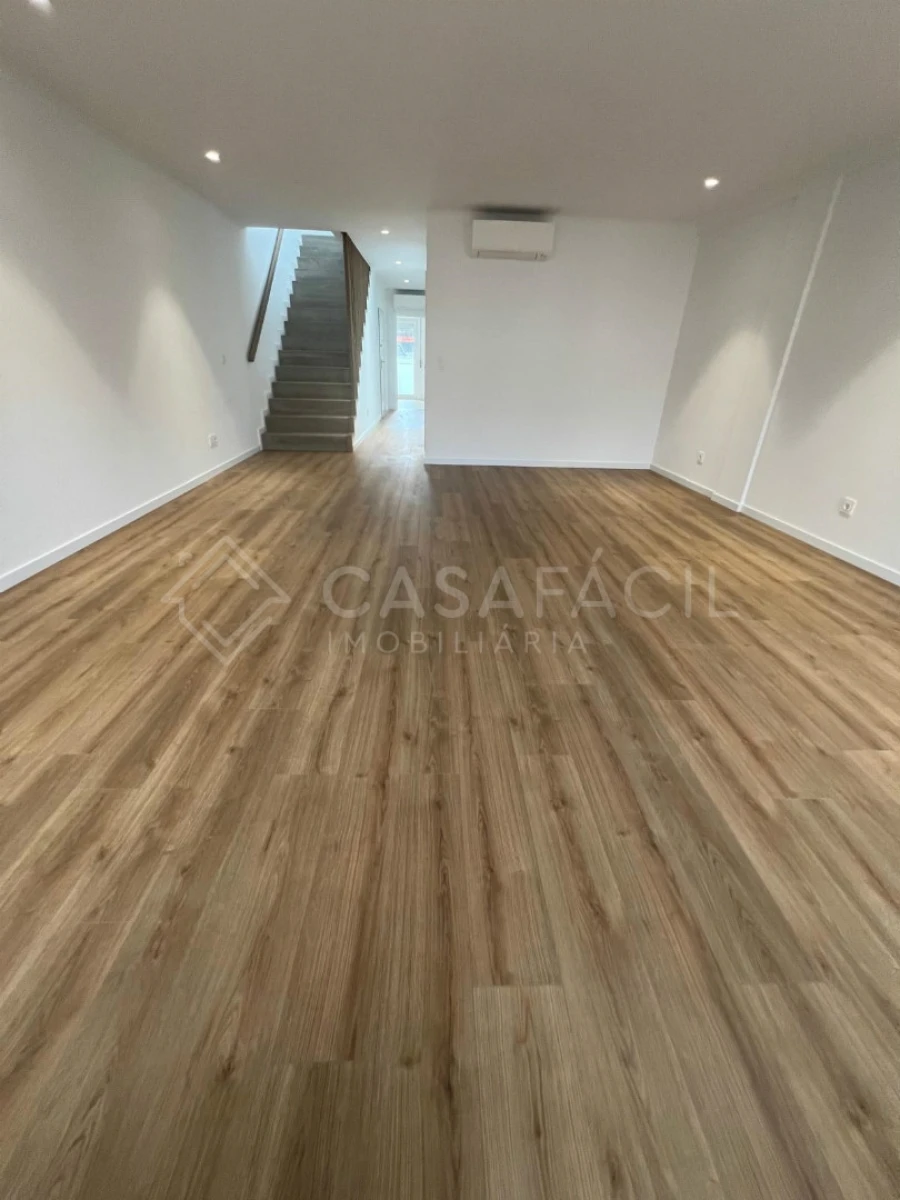 Apartamento T3 para Venda em Alcochete Foto 9