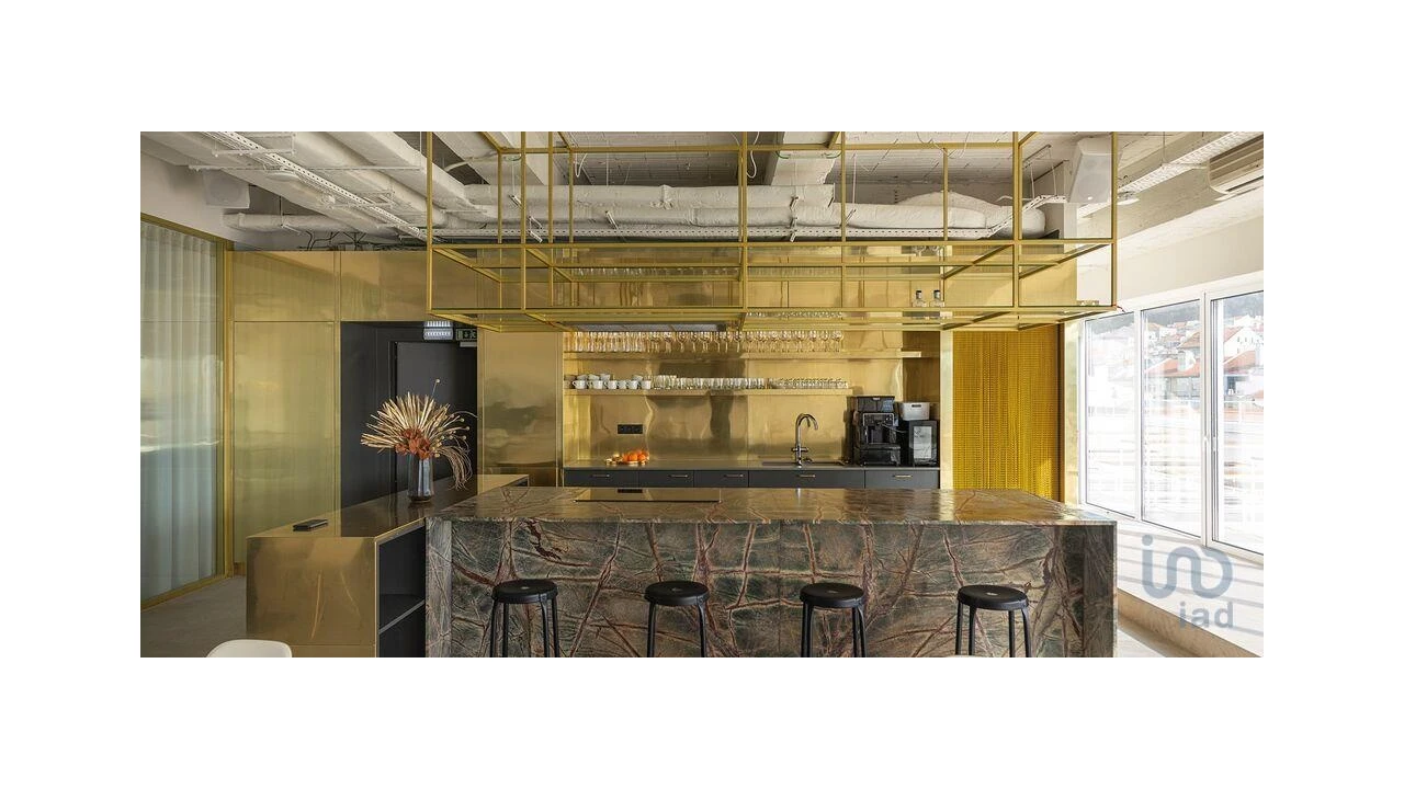 Loja para Arrendamento em Arroios Foto 13