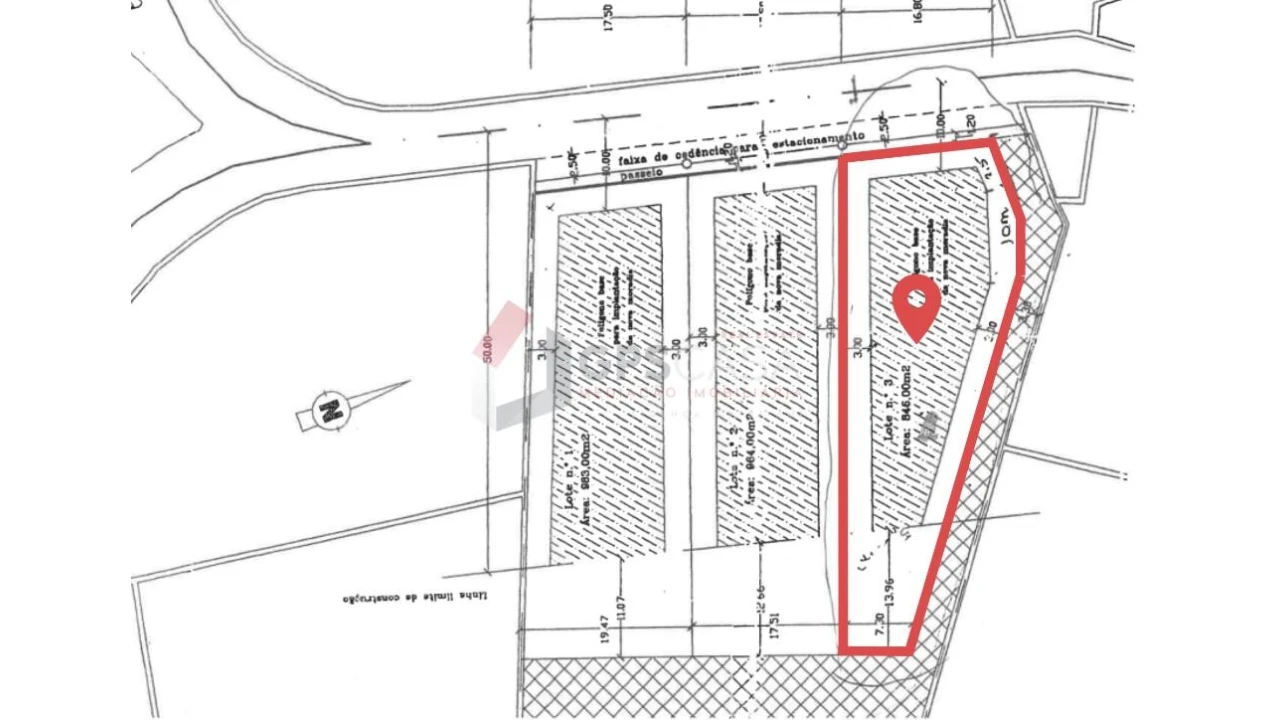 Terreno para Venda em Praia da Vitoria (Santa Cruz) Foto 1