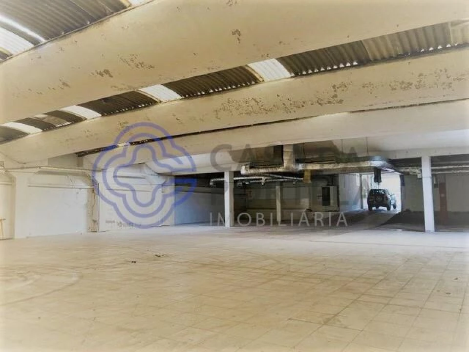 Armazém para Venda em Ramalde Foto 11