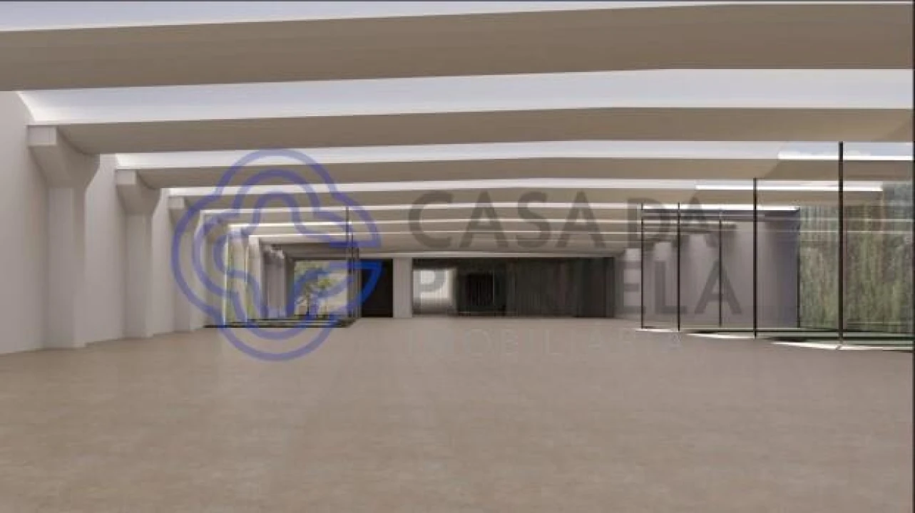 Armazém para Venda em Ramalde Foto 1