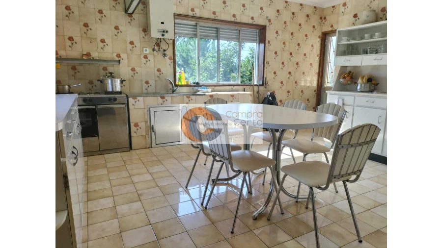 Moradia T3 para Venda em Caldelas Foto 14