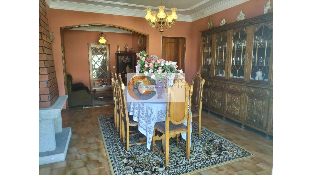 Moradia T3 para Venda em Caldelas Foto 19