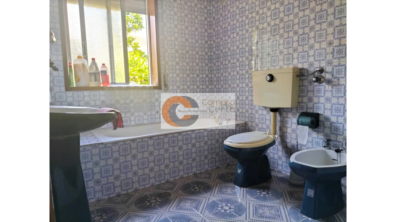 Moradia T3 para Venda em Caldelas Foto 16