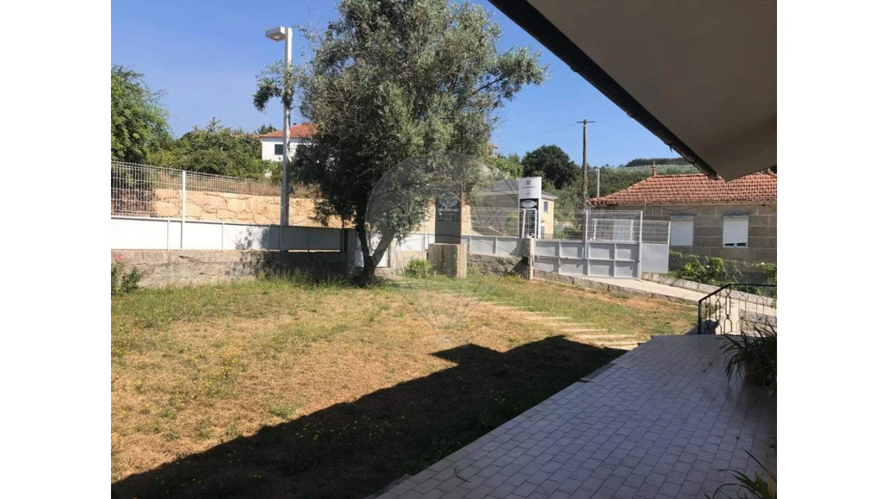 Negócio para Venda em Alvarenga Foto 27