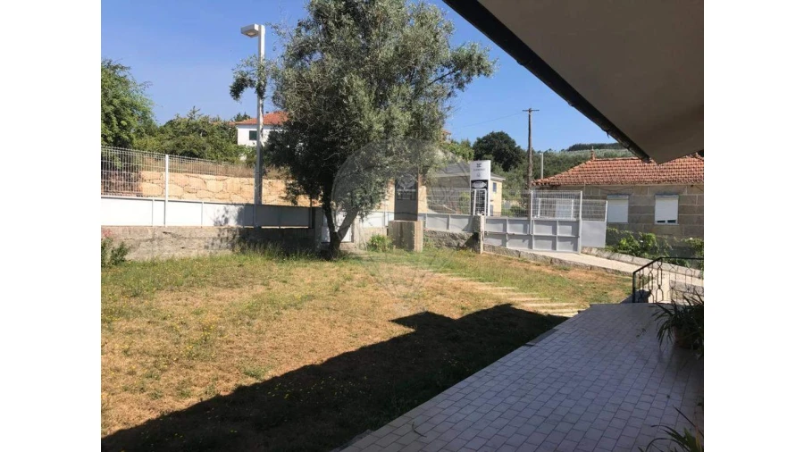 Negócio para Venda em Alvarenga Foto 27