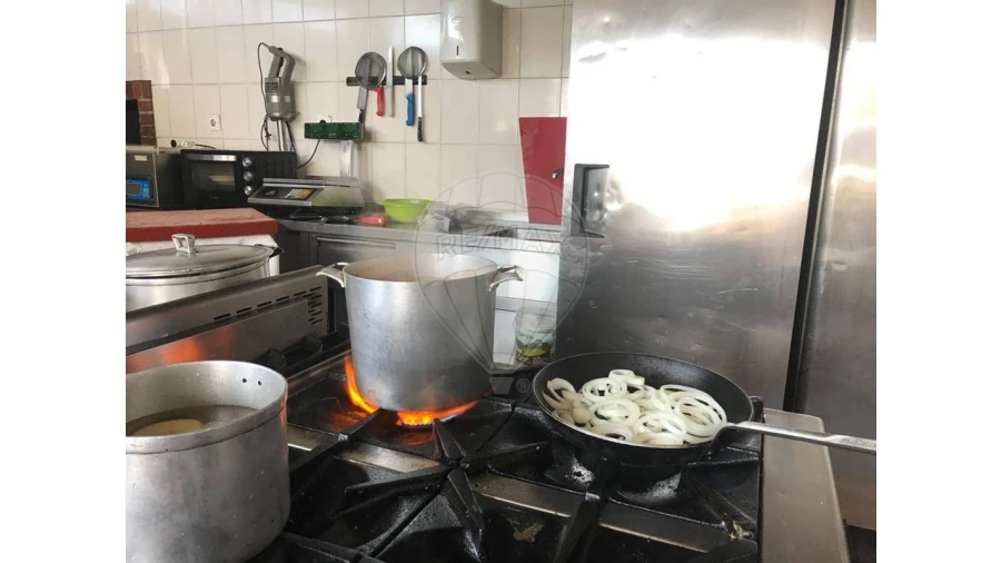 Negócio para Venda em Alvarenga Foto 15