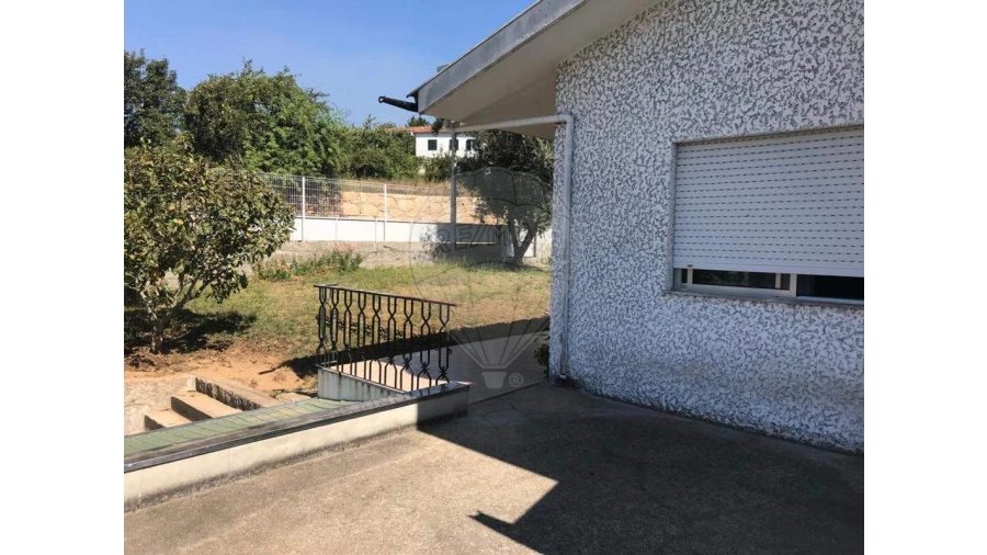 Negócio para Venda em Alvarenga Foto 30