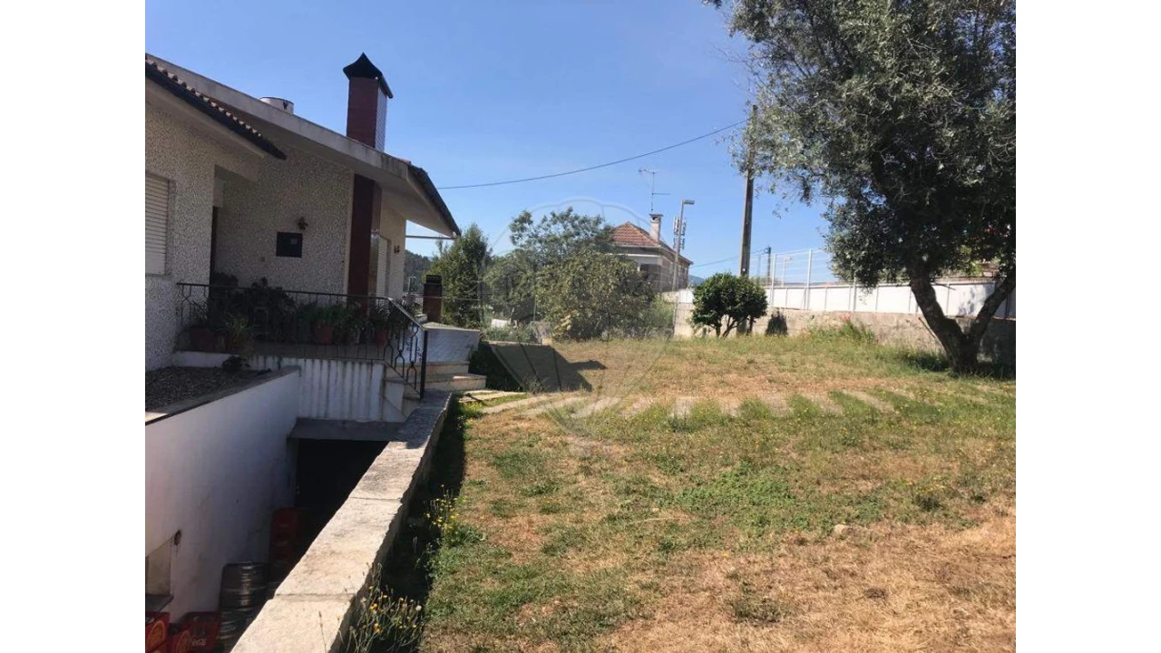 Negócio para Venda em Alvarenga Foto 25