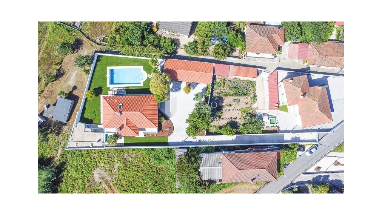 Moradia T5 para Venda em Fafe Foto 19