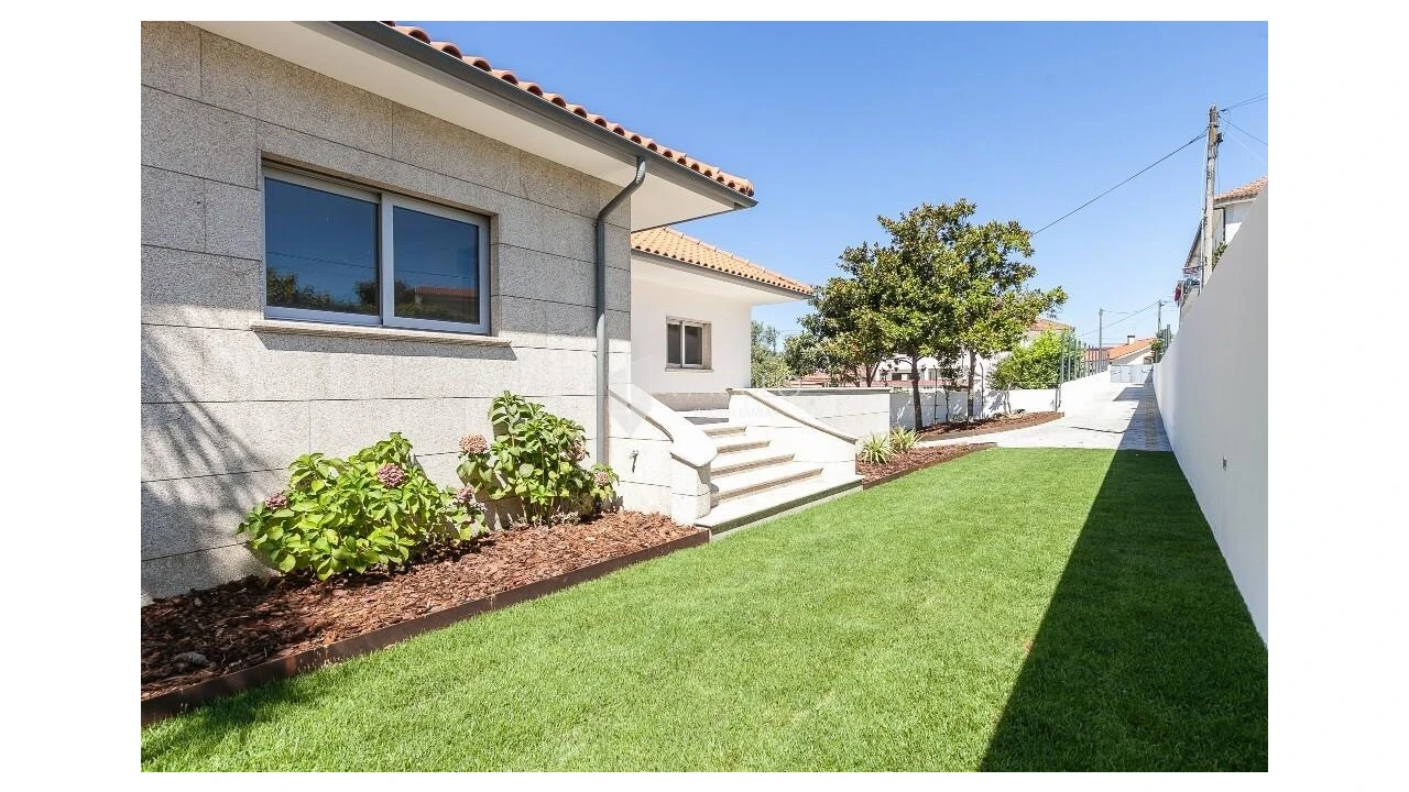 Moradia T5 para Venda em Fafe Foto 15