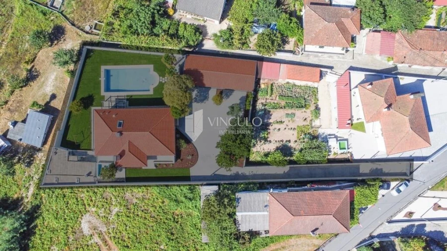 Moradia T5 para Venda em Fafe Foto 18