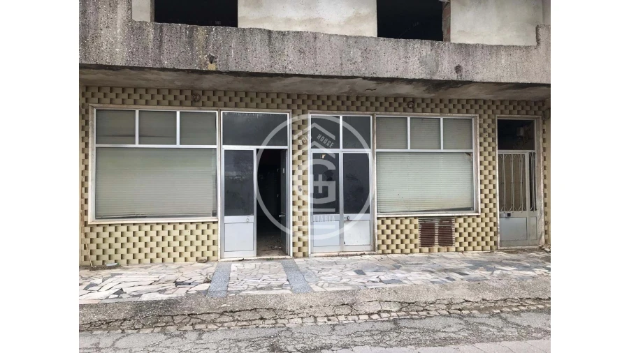 Prédio para Venda em São Pedro de Tomar