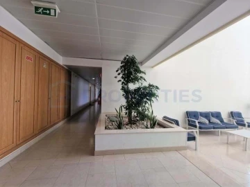 Apartamento T1 para Venda em Quarteira