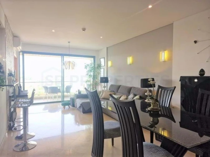 Apartamento T1 para Venda em Quarteira Foto 11