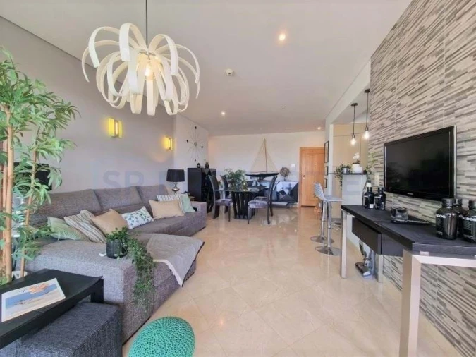 Apartamento T1 para Venda em Quarteira Foto 2