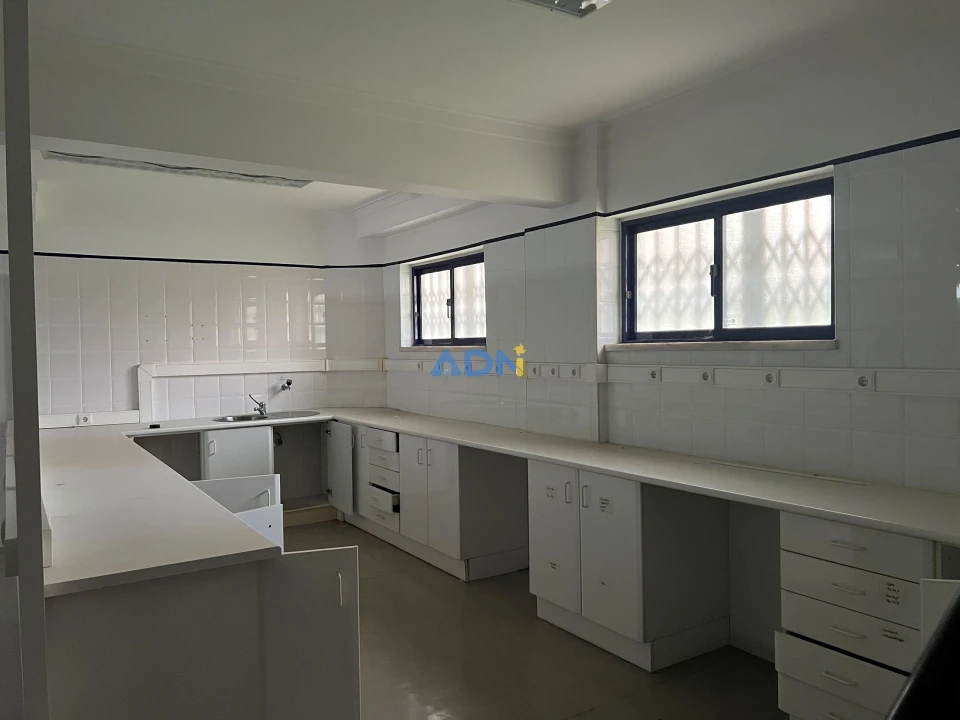 Negócio para Venda em Caparica e Trafaria Foto 26