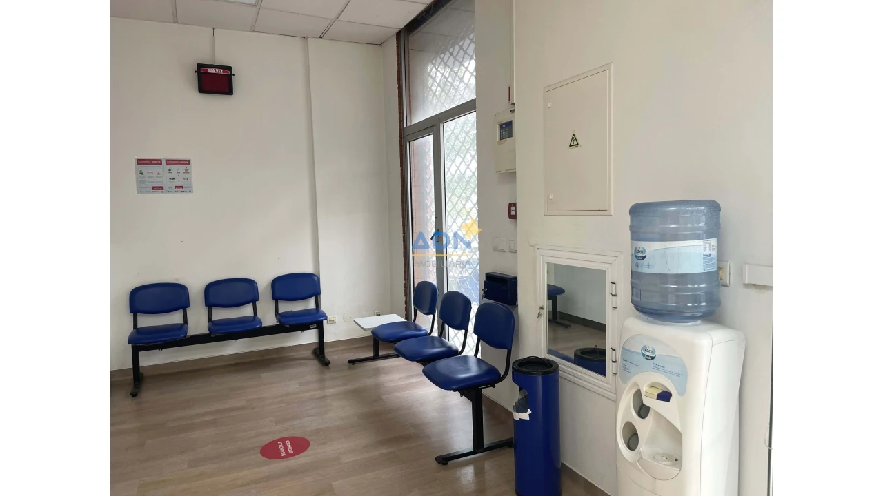 Negócio para Venda em Caparica e Trafaria Foto 1