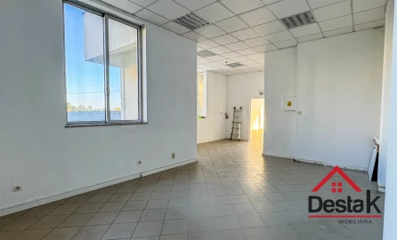 Loja para Venda em Campo