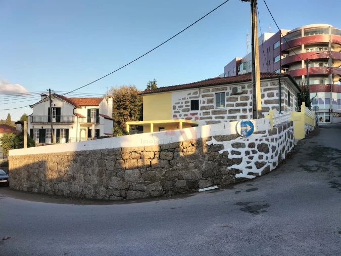 Moradia T2 para Venda em Riba de Ave Foto 9