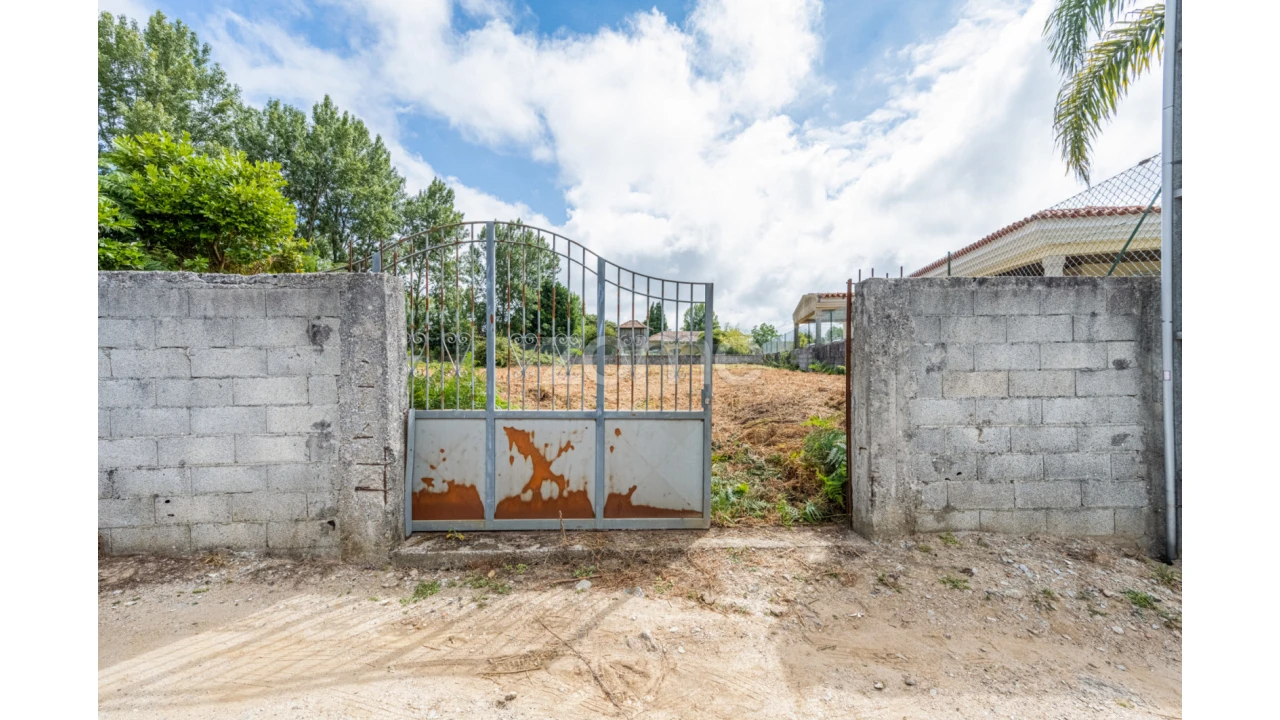 Terreno para Venda em Grijó e Sermonde Foto 16