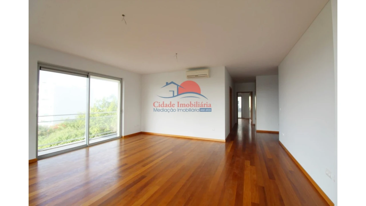 Apartamento T3 para Venda em São Martinho Foto 13