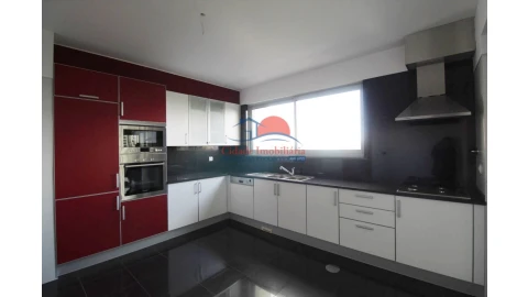 Apartamento T3 para Venda em São Martinho