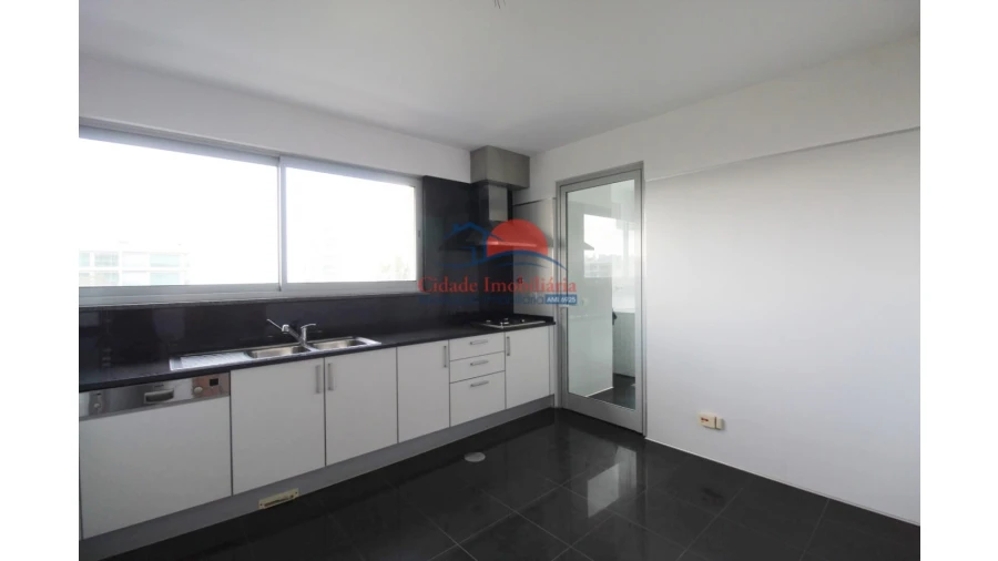 Apartamento T3 para Venda em São Martinho Foto 15