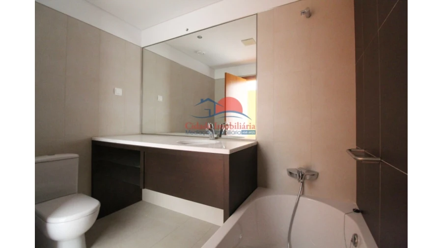 Apartamento T3 para Venda em São Martinho Foto 18