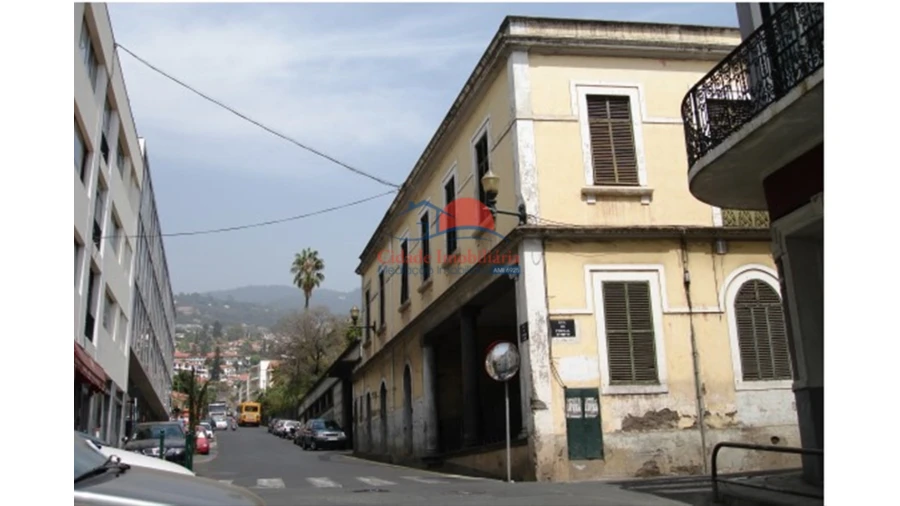 Prédio para Venda em Funchal (Santa Luzia) Foto 2